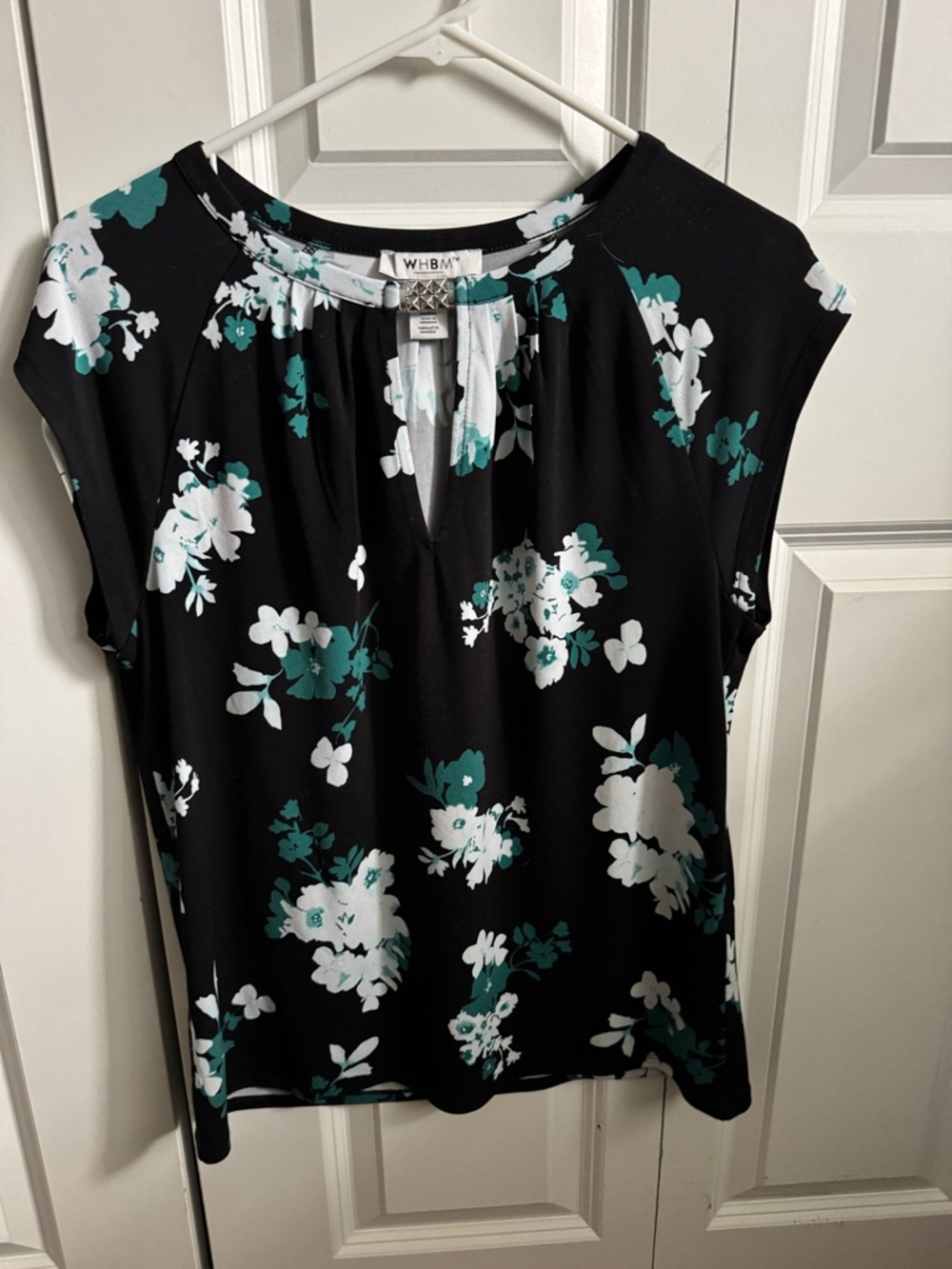 White House Black Market Black Floral Cap-Sleeve Top with Teal and White Print
